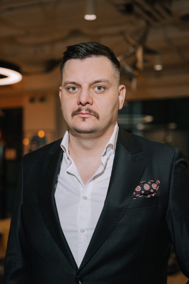 https://maciejmoryc.pl/wp-content/uploads/2026/03/DSC00739-640x960.jpg